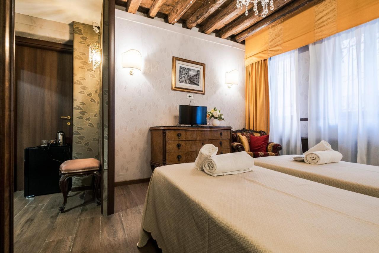 Hotel Ca' Lavezzera à Venise Extérieur photo