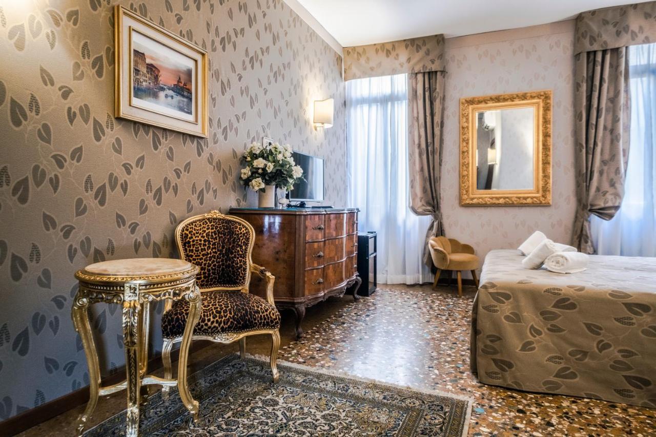 Hotel Ca' Lavezzera à Venise Extérieur photo